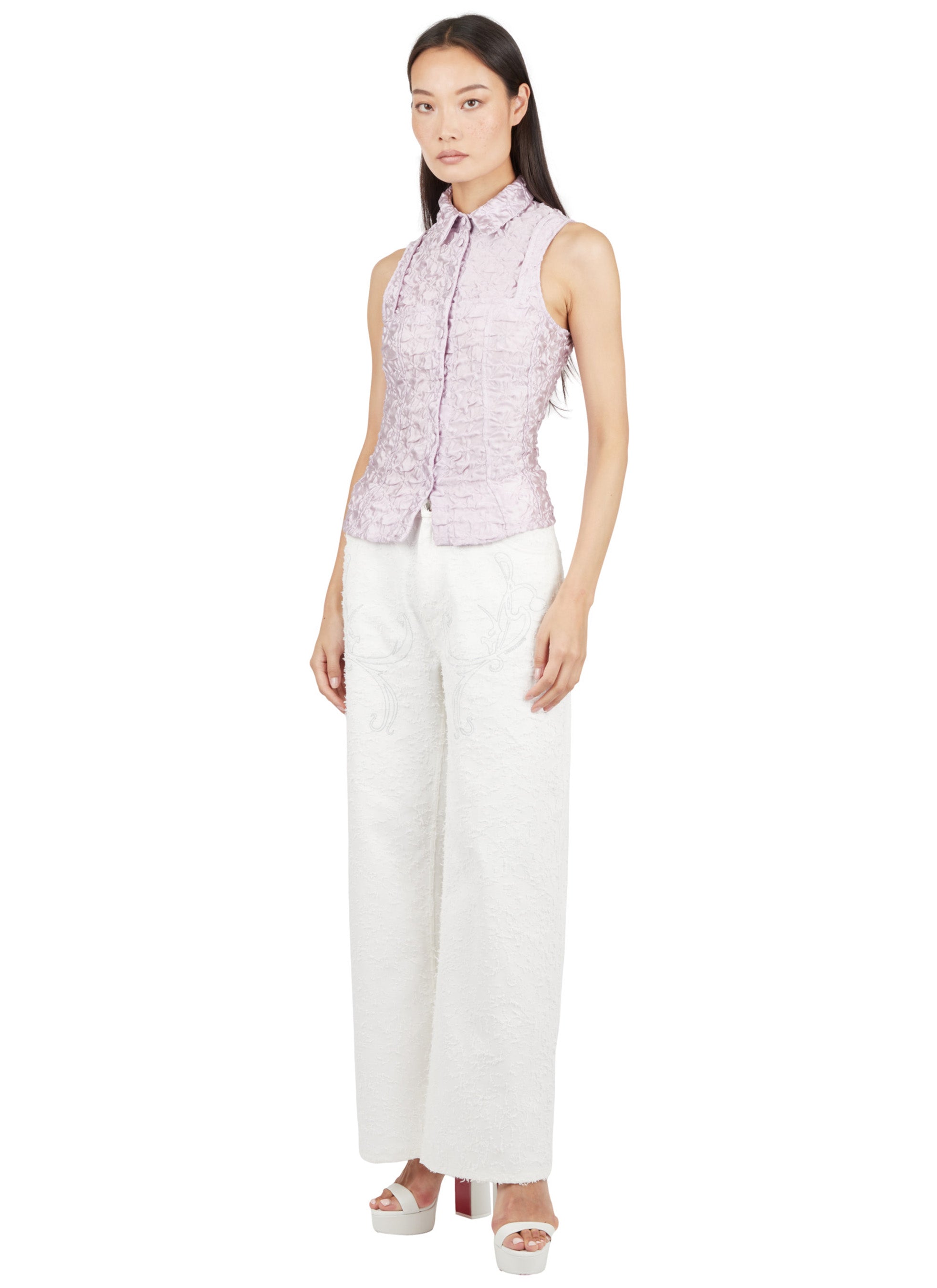 SLEEVELESS BUTTON-UP TOP